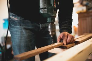 Power Tools vs. Pneumatic Tools: Understanding the Differences