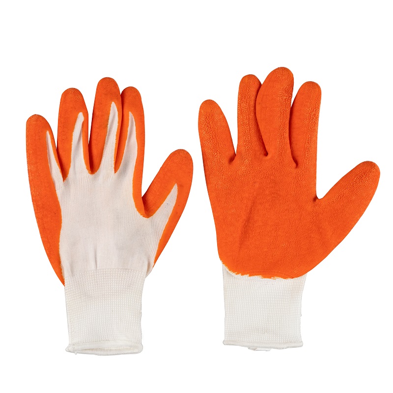 POWDER-FREE WHITE NITRILE GLOVES